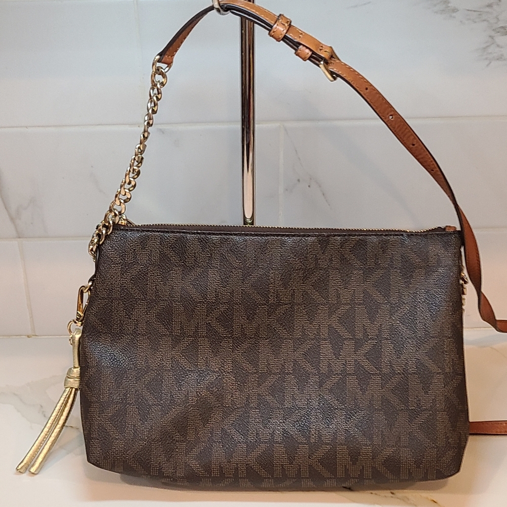 Michael Kors Trisha Brown Crossbody Bag 8" x11" x 3" GUC - Picture 3 of 13